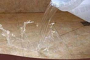 东阳漏水维修 免砸砖防水材料该如何施工